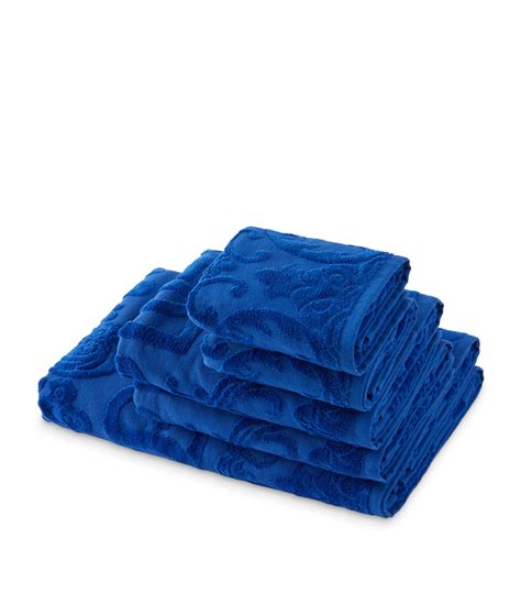 dolce gabbana bath towels.